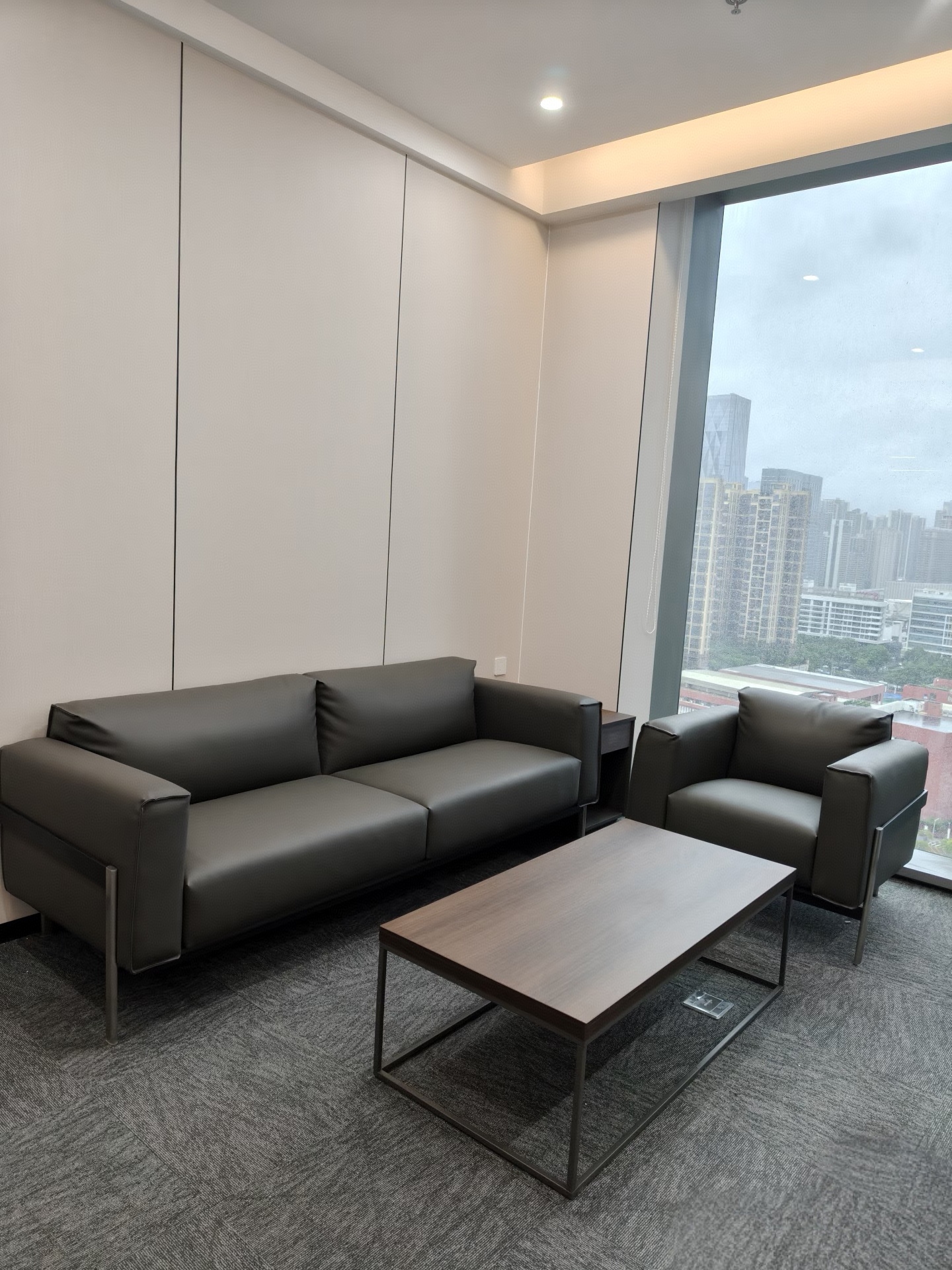 为什么杭州的公司都在换办公家具?背后原因很现实